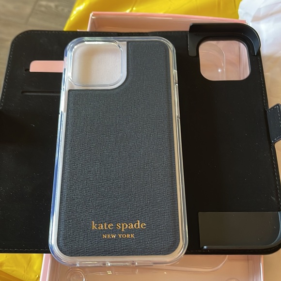 Used a handful of times Kate Spade 13 Promax Phone case - Picture 3 of 5